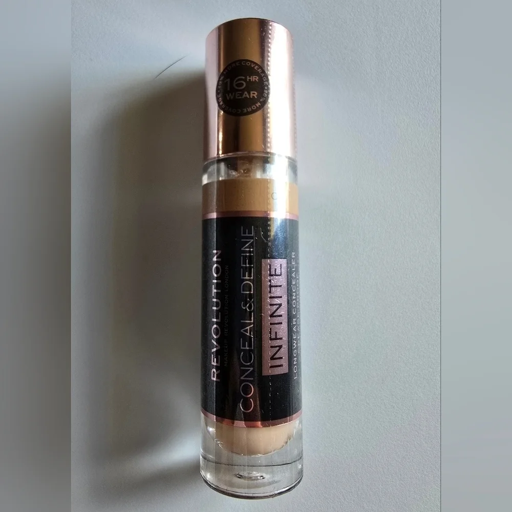 Makeup Revolution Beauty Conceal & Define Infinite Concealer XL, C6 New SEALED
